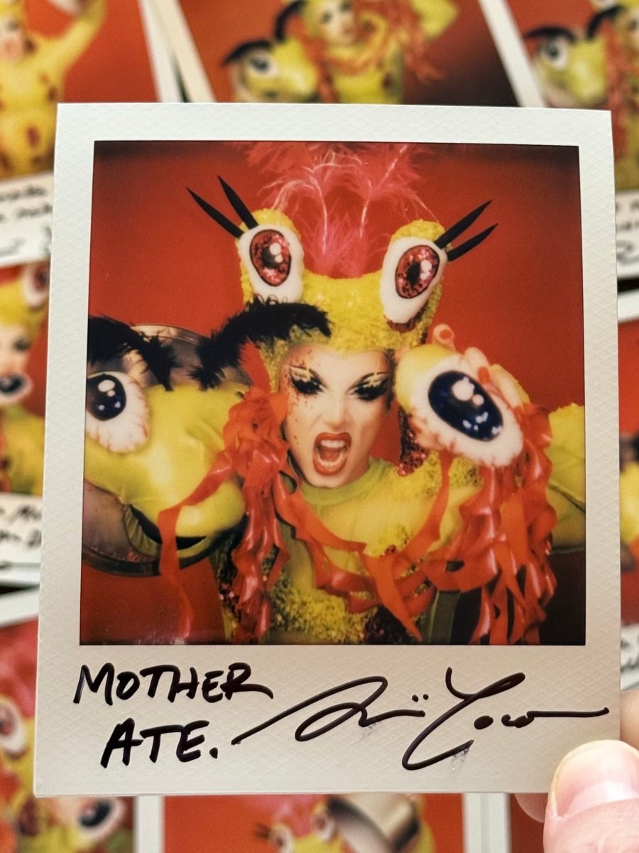 Nini Coco - Mother Mantis Hand Signed Polaroid – dragqueenmerch