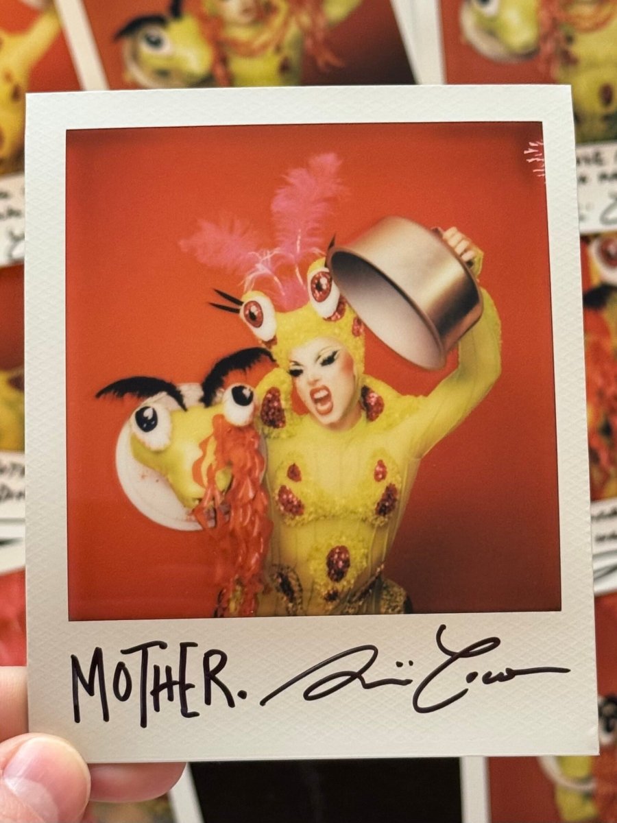 Nini Coco - Mother Mantis Hand Signed Polaroid – dragqueenmerch