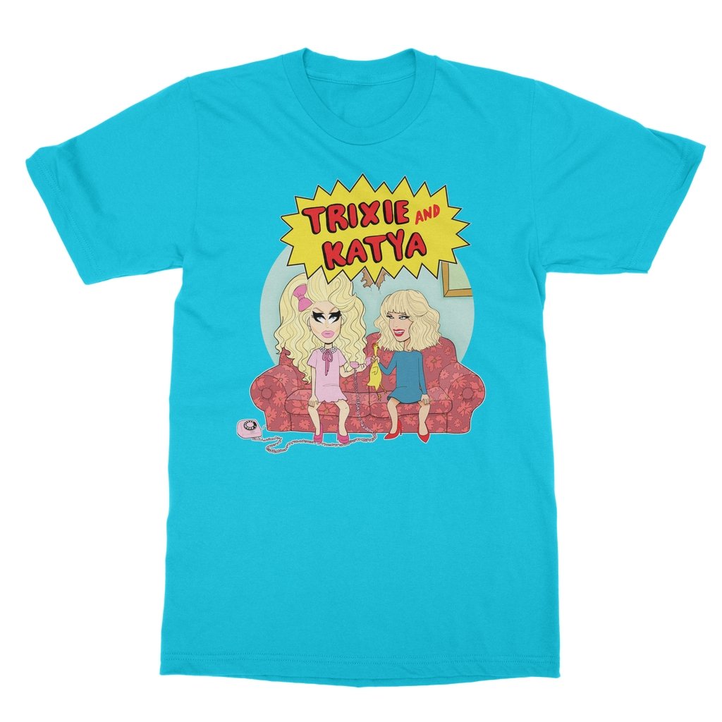 Trixie & Katya - Couch T-Shirt - dragqueenmerch
