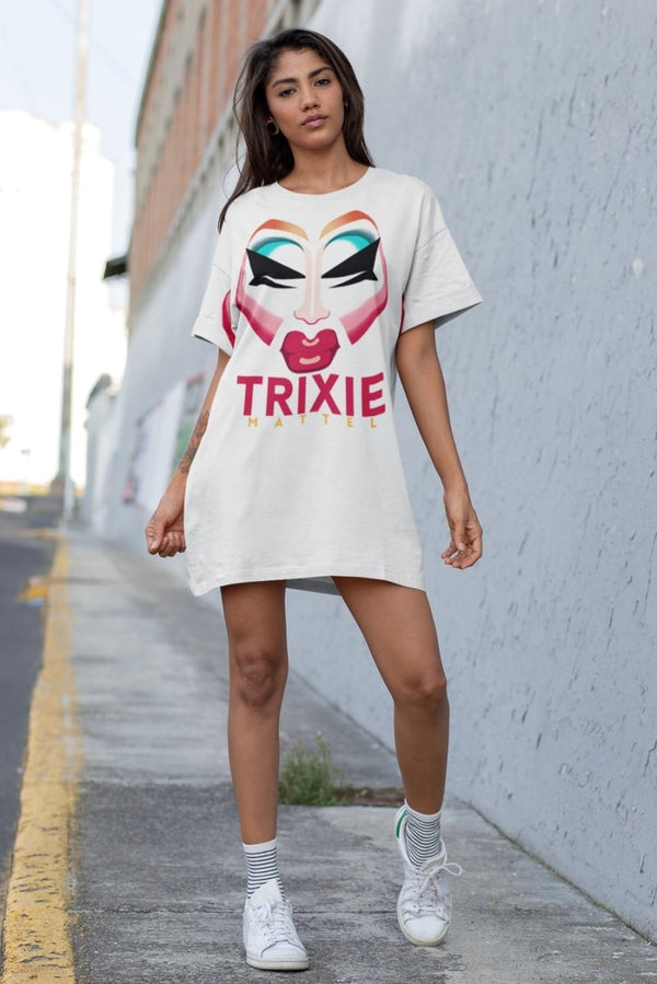 TRIXIE MATTEL "FACE" T-Shirt Dress - dragqueenmerch